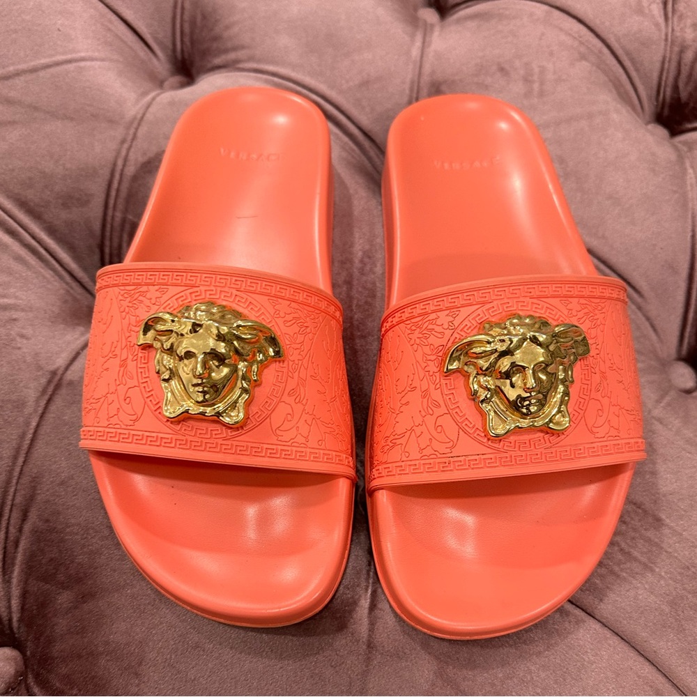 Versace slides